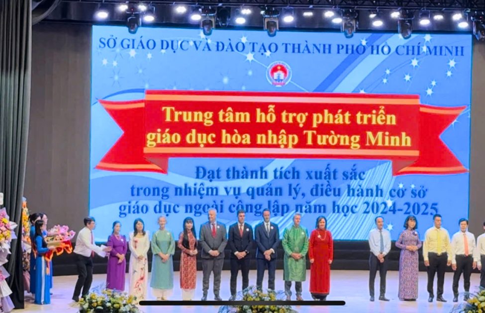 Khen thưởng Khen thưởng