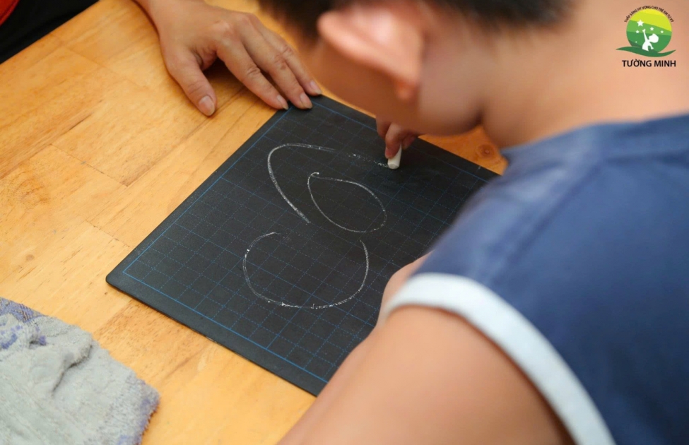 Phương pháp can thiệp FLOORTIME